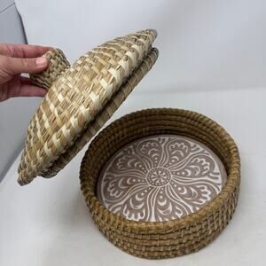 Artisan Handmade Ethical Toasty Round Bread Basket with Ceramic Insert